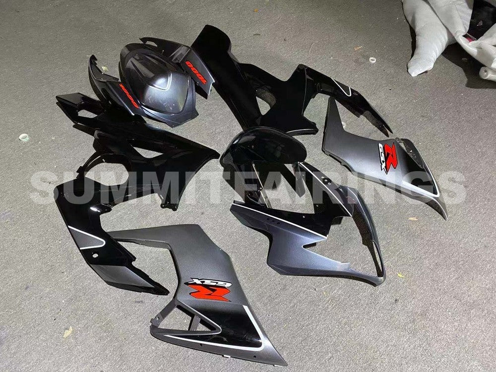 Защитные обтекатели для Suzuki - GSXR1000 K5 05-06 серый, черный и серебряный