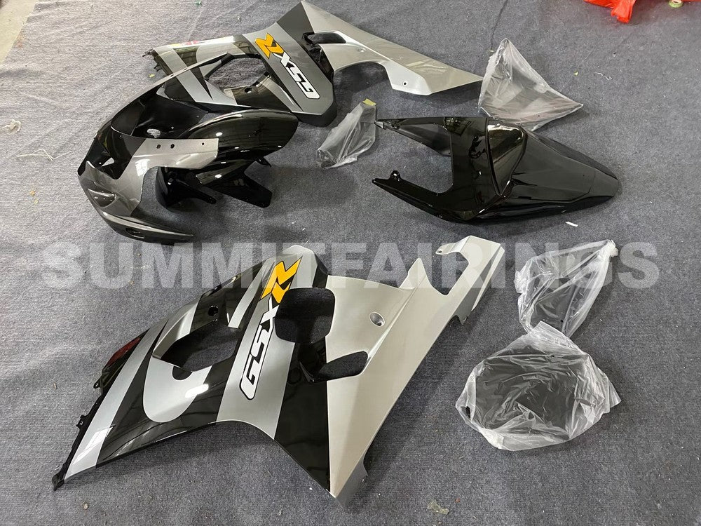 Capas para Suzuki GSXR 600 750 Pretas e Prateadas GSXR (2004-2005)