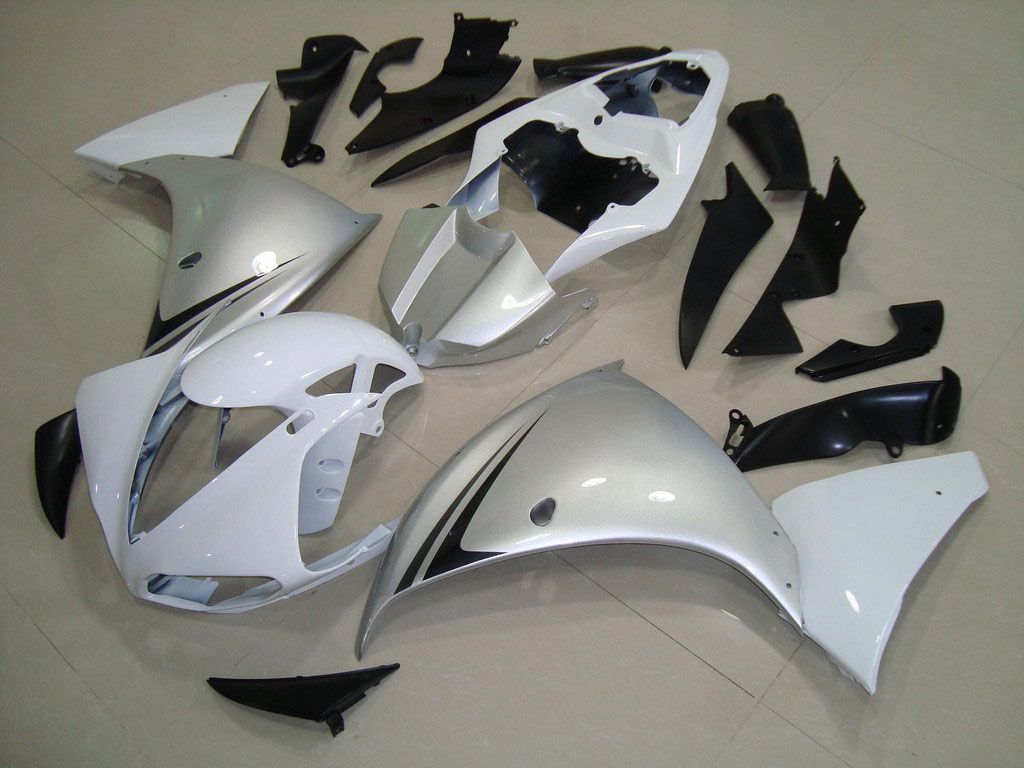Yamaha R1, 2009-2012 için Kasklar – Beyaz Gümüş